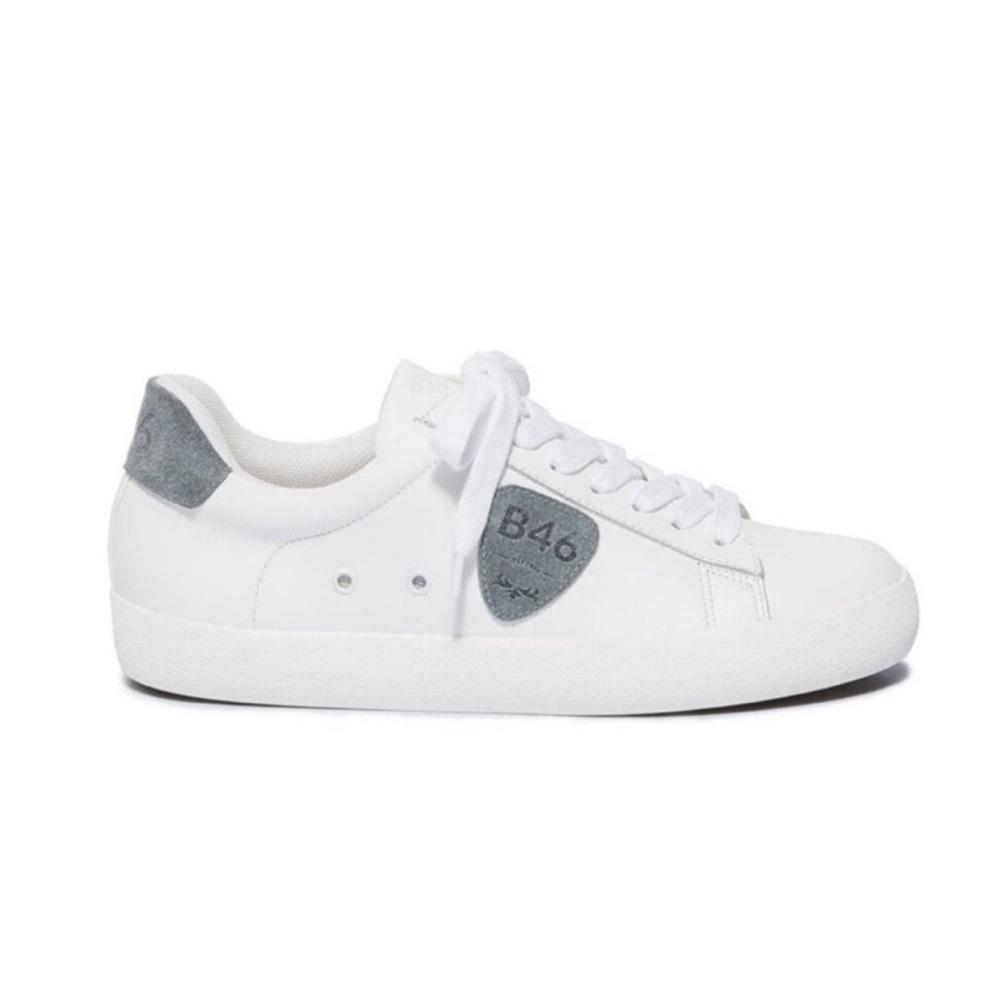 Bernardo Tatum Leather Logo Sneakers Low-Top Sneakers B46 NWOT Size 9 - Picture 3 of 14
